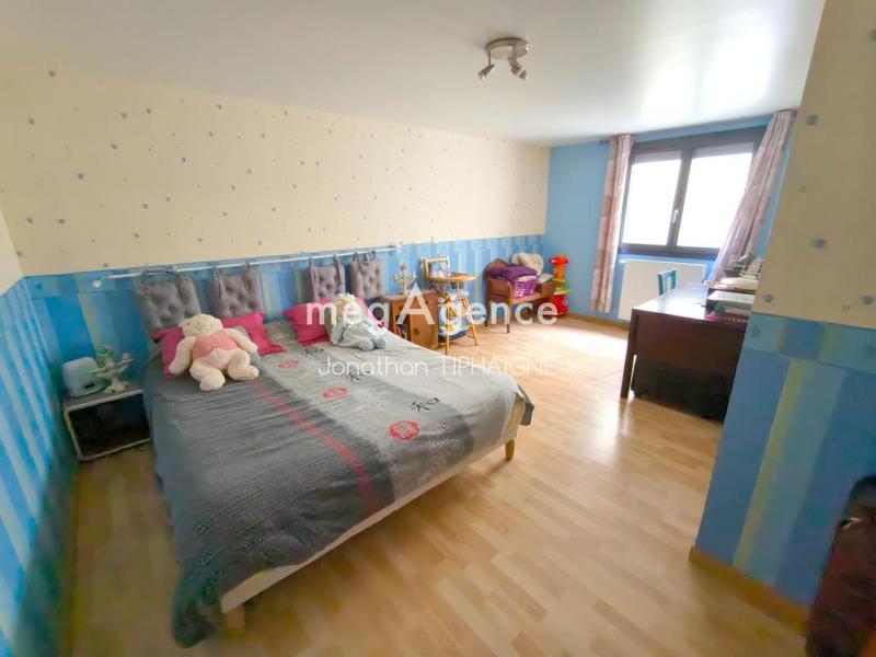 Maison - 137 m² - 6 pièces