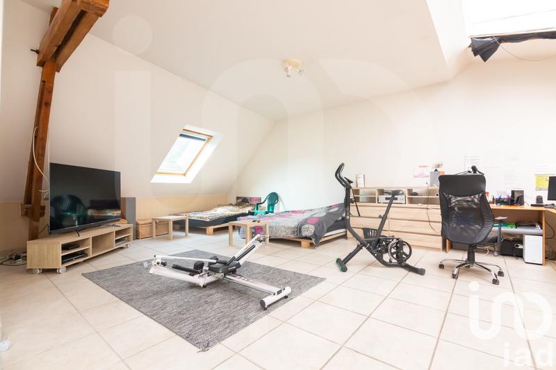 Maison - 241 m² - 6 pièces