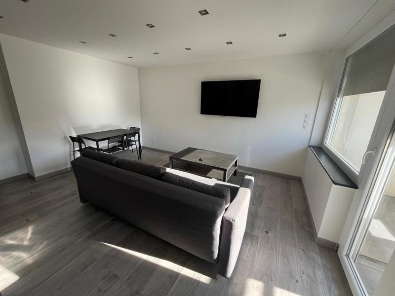 Appartement - 60 m² - 4 pièces