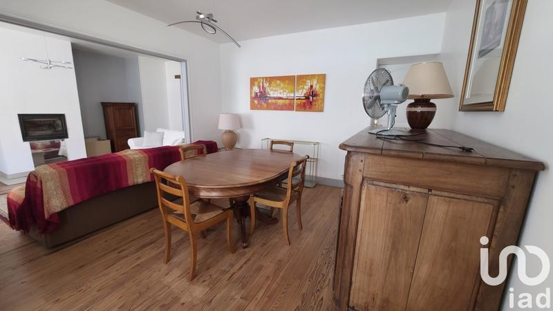 Maison - 225 m² - 7 pièces