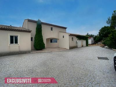 Maison - 136 m² - 6 pièces