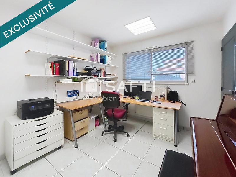 Maison - 249 m² - 9 pièces