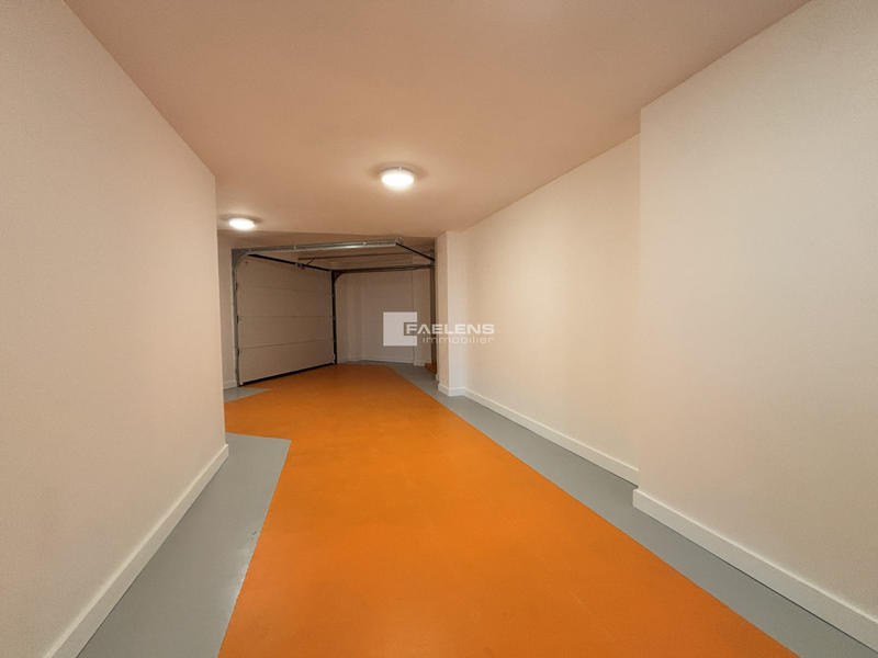 Maison - 213 m² - 5 pièces