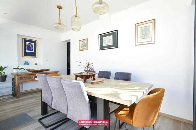 Maison - 130 m² - 6 pièces