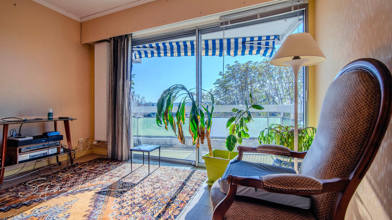 Appartement - 81 m² - 3 pièces