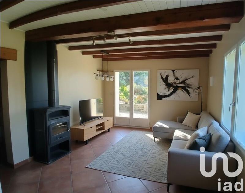 Maison - 90 m² - 5 pièces