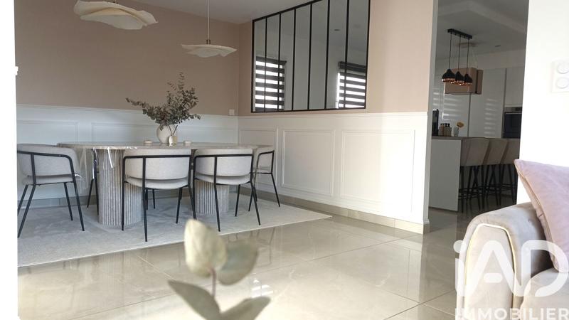 Maison - 135 m² - 5 pièces