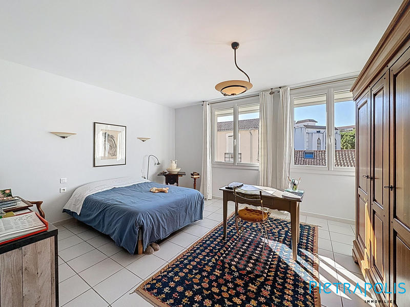 Appartement - 100 m² - 3 pièces