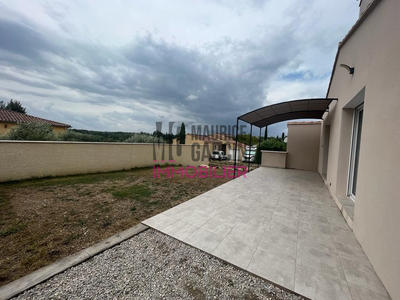 Maison - 93 m² - 4 pièces