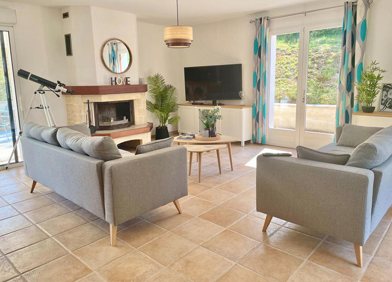 Maison - 202 m² - 5 pièces