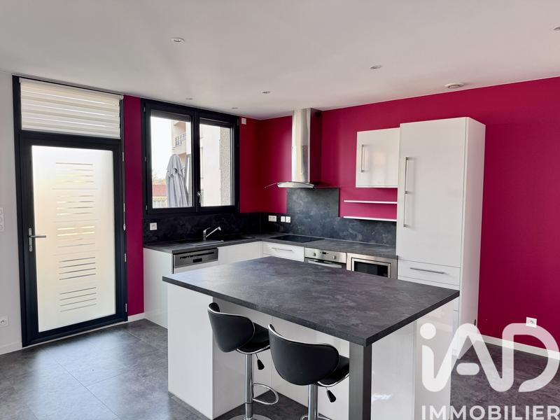 Appartement - 90 m² - 3 pièces