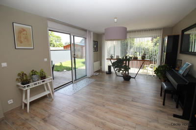 Maison - 163 m² - 6 pièces