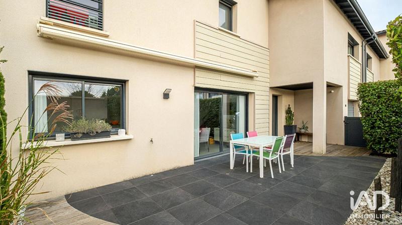 Maison - 163 m² - 7 pièces