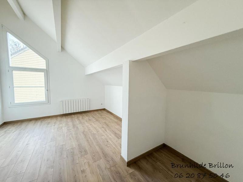 Maison - 153 m² - 8 pièces