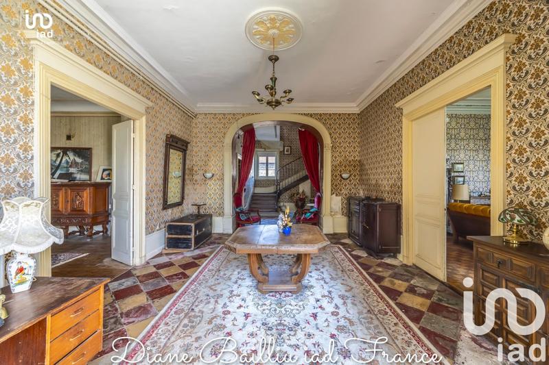 Maison - 545 m² - 12 pièces