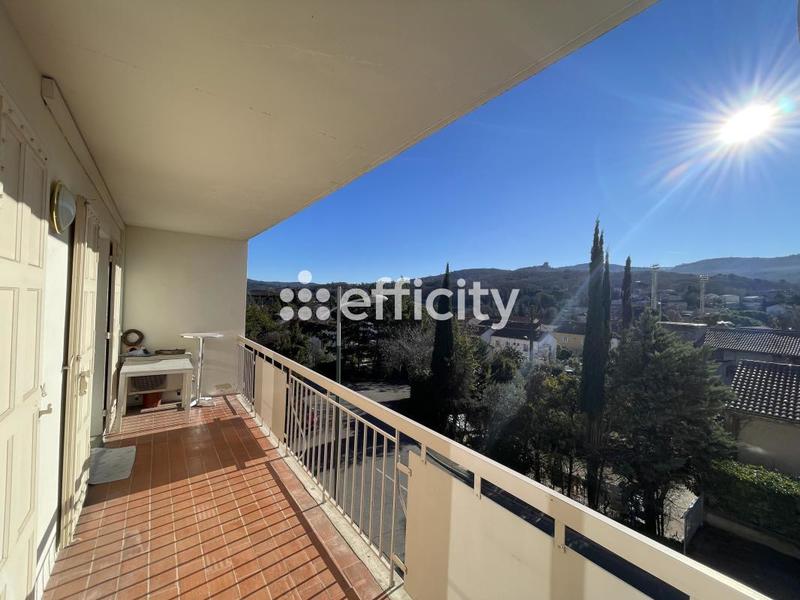 Appartement - 157 m² - 7 pièces