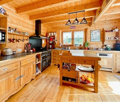 Châlet - 216 m² - 6 pièces