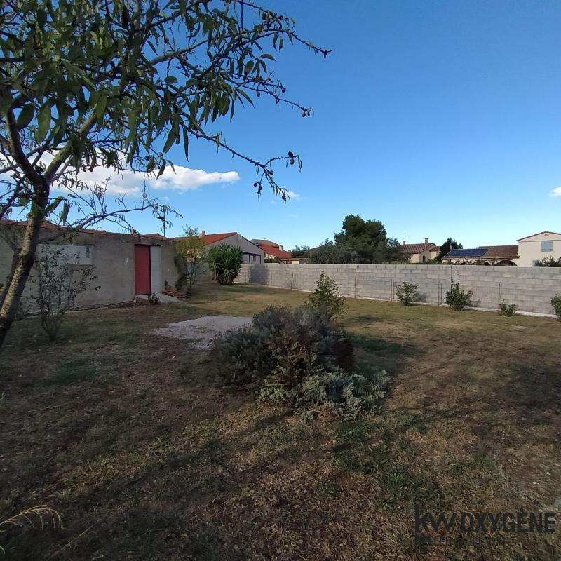 Terrain constructible - 303 m²
