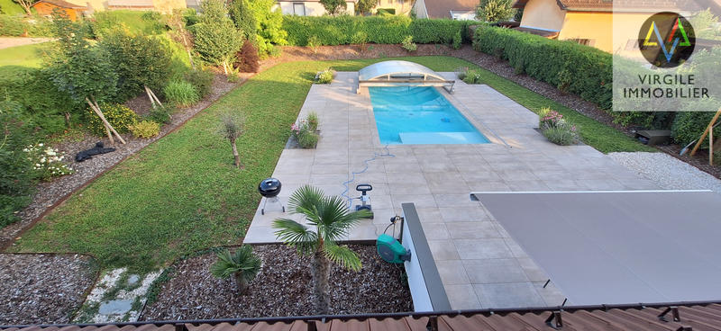 Villa - 174 m² - 6 pièces