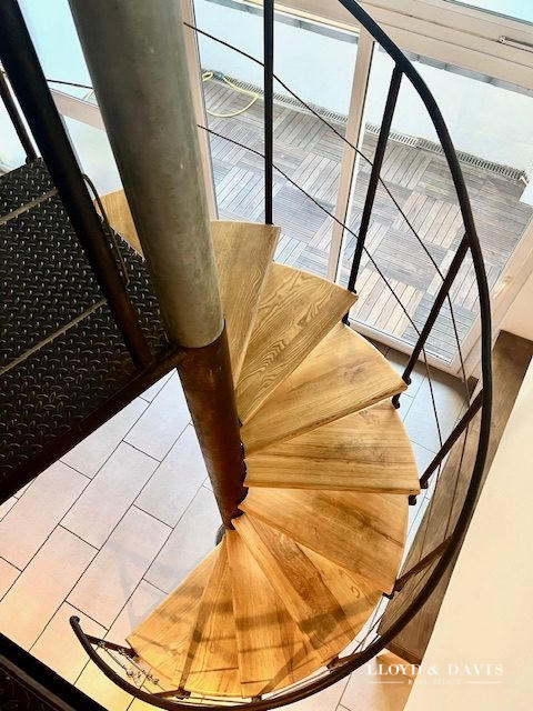 Duplex - 113 m² - 6 pièces