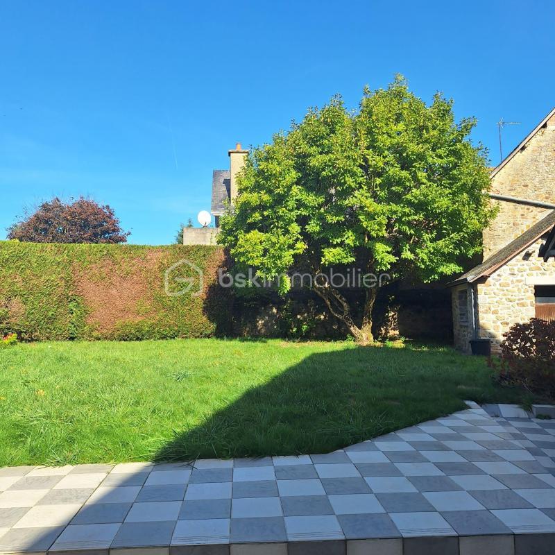 Maison en pierre - 182 m² - 8 pièces