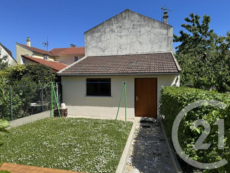 Maison - 77 m² - 4 pièces