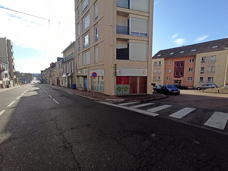 Local commercial - 115 m²