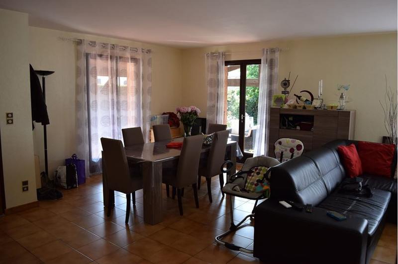 Maison traditionnelle - 95 m² - 4 pièces