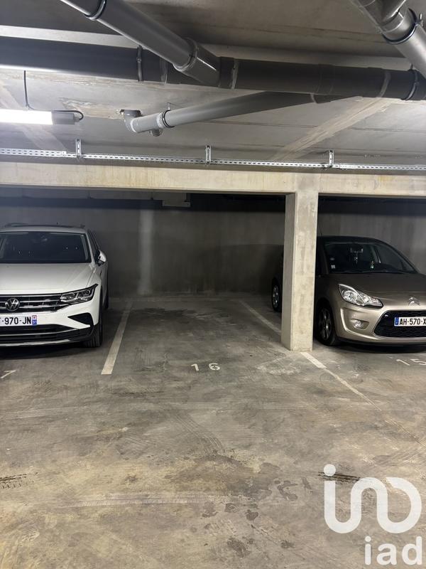 Parking - 11 m²