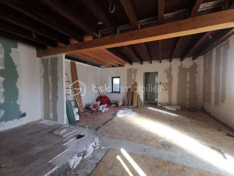 Maison en pierre - 105 m² - 3 pièces