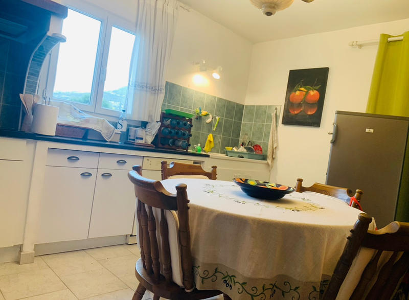 Maison - 217 m² - 8 pièces