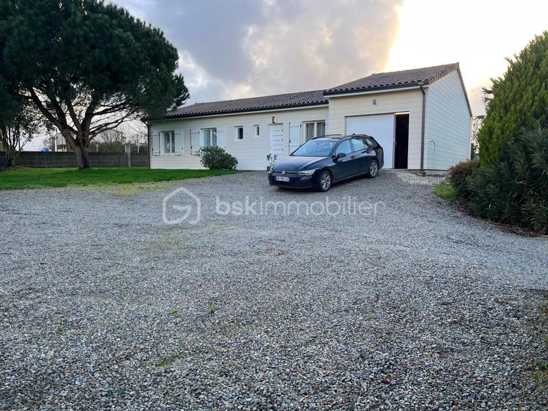 Pavillon - 110 m² - 4 pièces