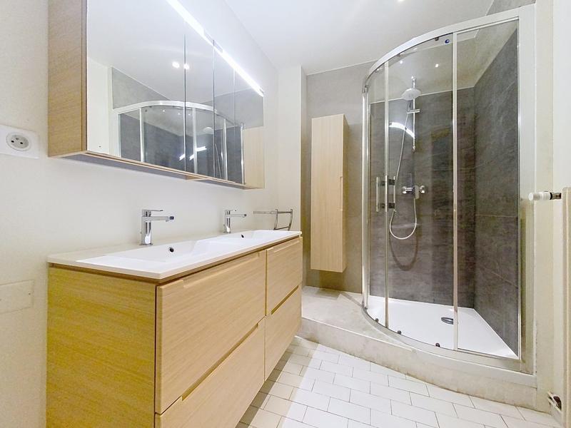 Appartement - 83 m² - 3 pièces