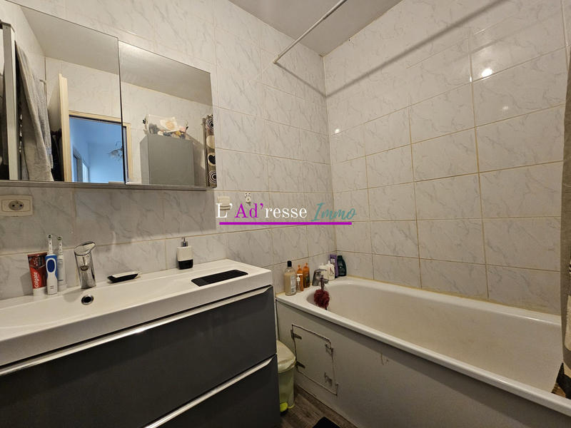 Maison - 83 m² - 5 pièces