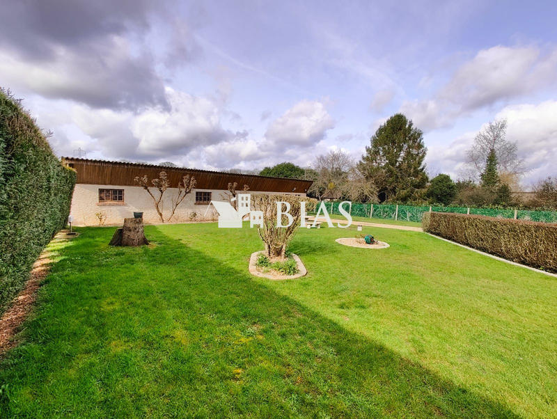 Viager - Maison traditionnelle - 145 m² - 6 pièces