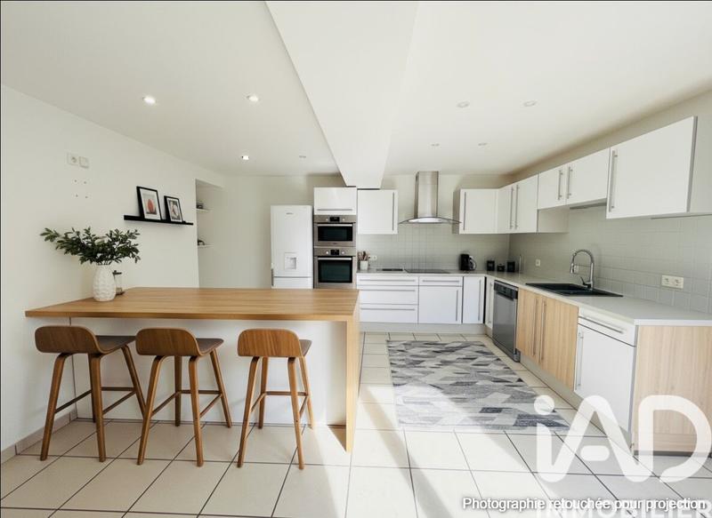 Maison - 93 m² - 3 pièces