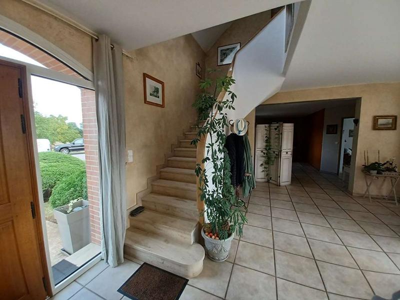 Maison - 233 m² - 5 pièces