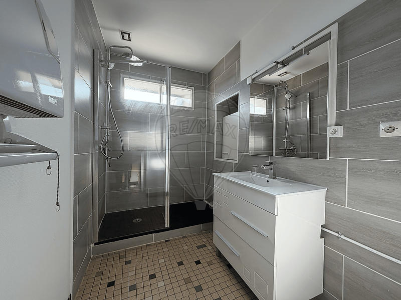 Maison - 83 m² - 4 pièces