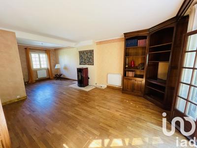 Maison - 142 m² - 5 pièces