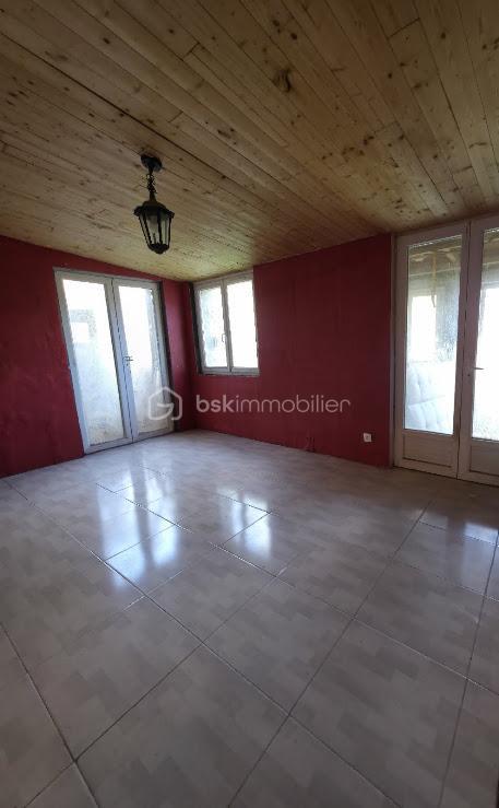 Maison en pierre - 90 m² - 6 pièces