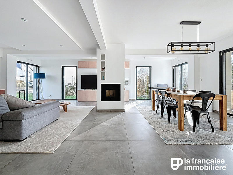 Maison - 153 m² - 6 pièces