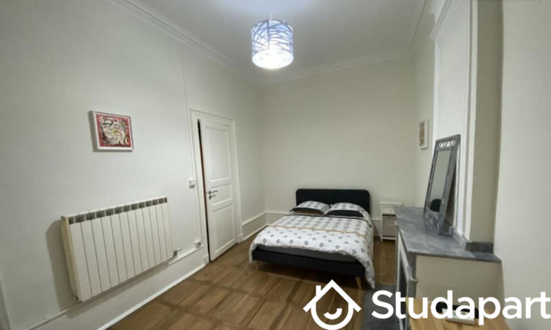 Chambre - 15 m² - 1 pièce