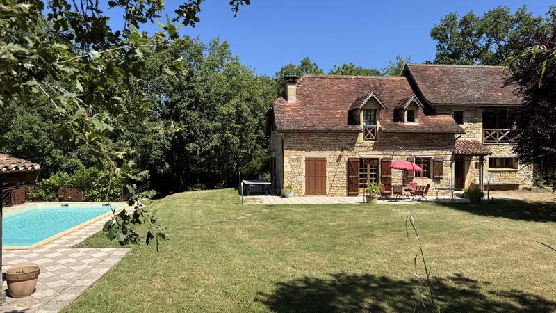 Maison - 190 m² - 7 pièces