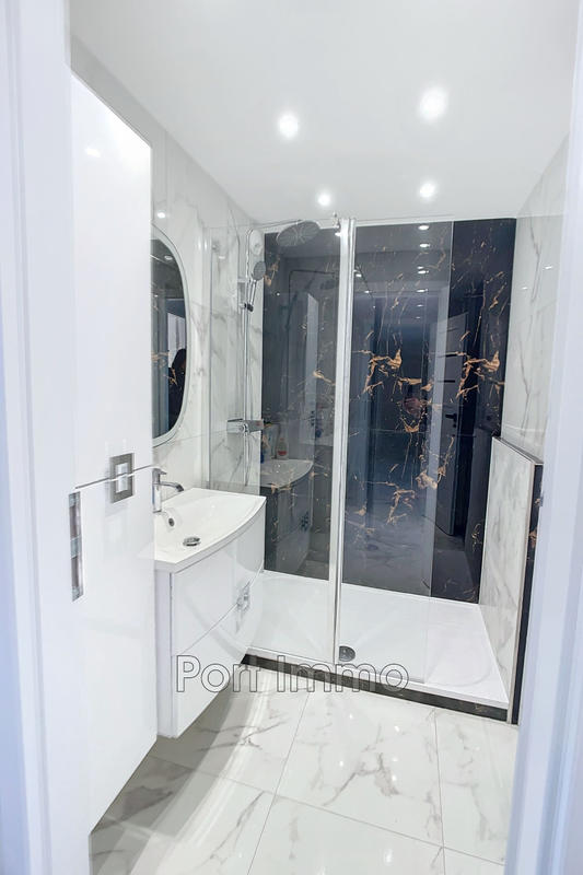 Appartement - 121 m² - 4 pièces