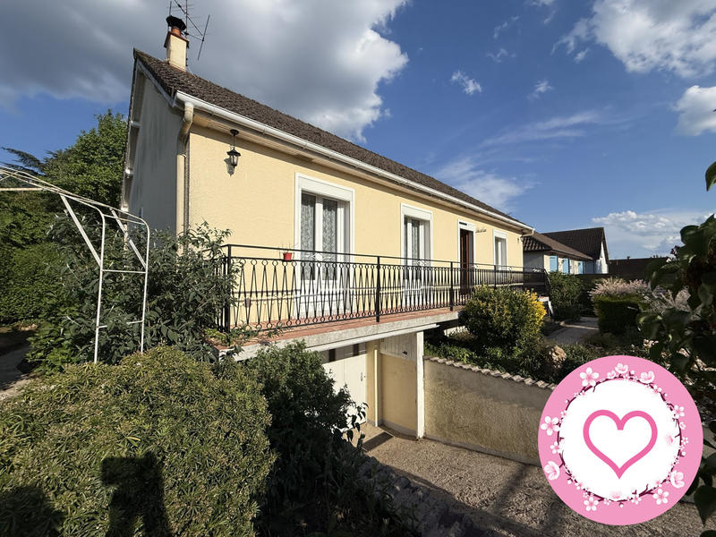 Maison - 90 m² - 4 pièces
