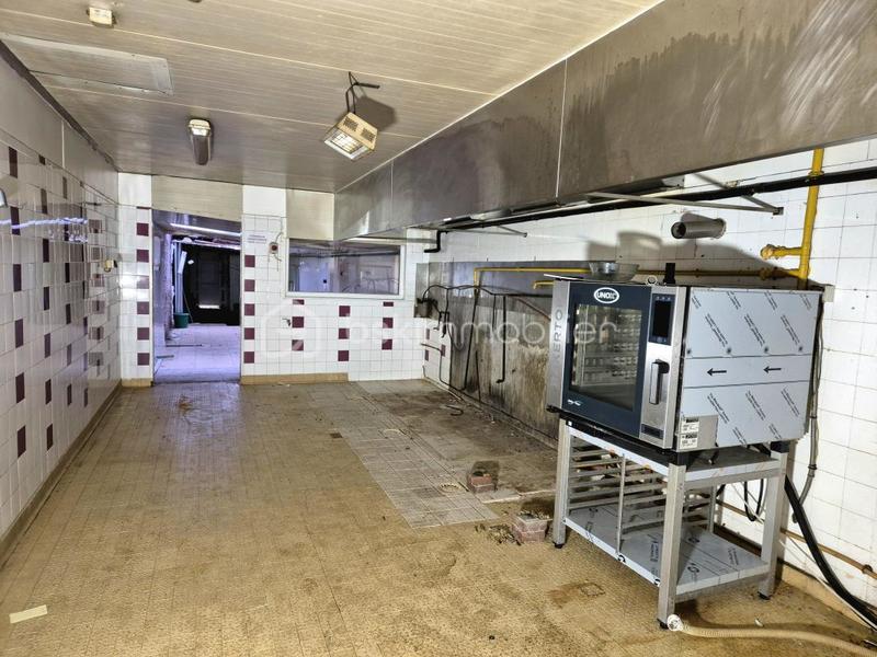 Immeuble - 385 m² - 11 pièces