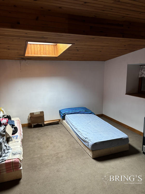 Maison - 187 m² - 7 pièces