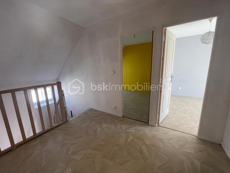 Maison - 177 m² - 7 pièces