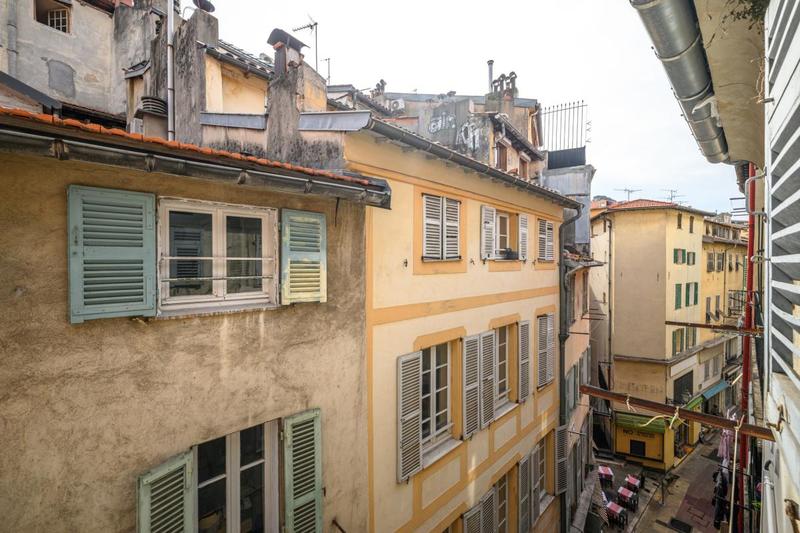 Studio - 21 m² - 1 pièce