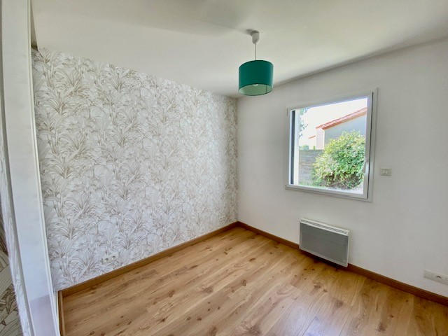Maison - 102 m² - 4 pièces